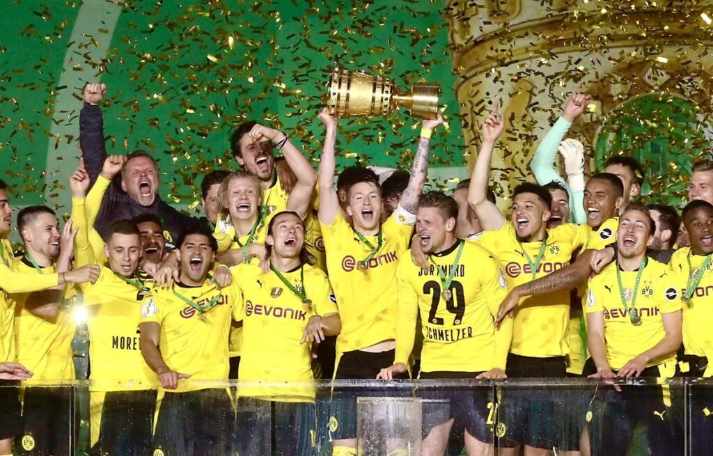 Cảm xúc về chức vô địch Cup Quốc gia Đức của Dortmund