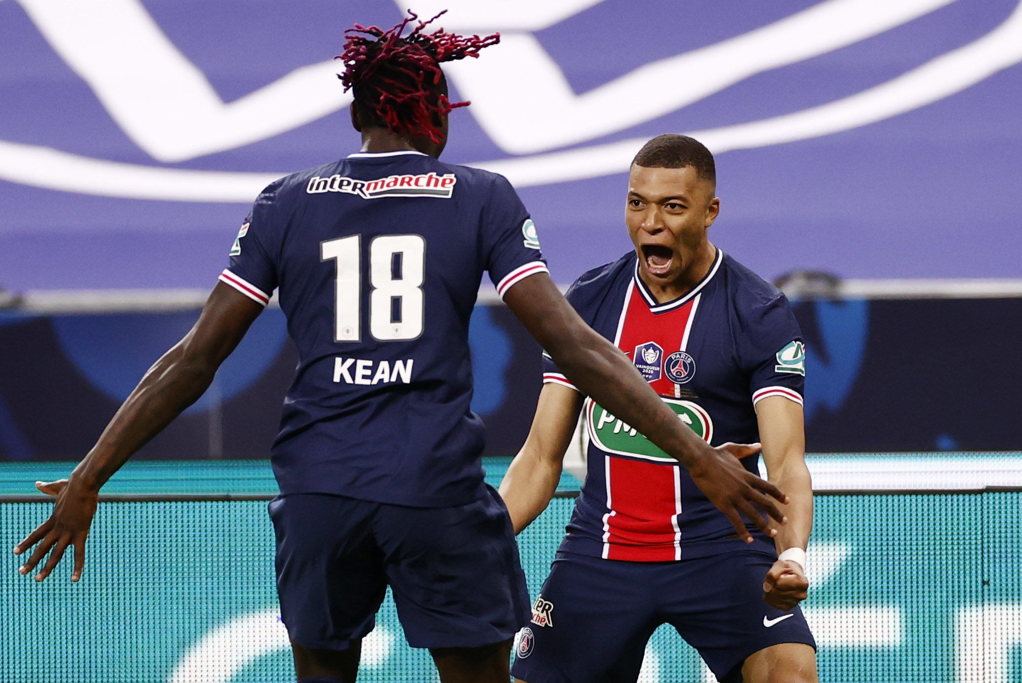 PSG thất bại trước Lille ở cuộc chiến giành ngôi vương Ligue 1